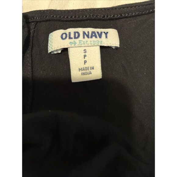 Old Navy Women’s Solid Black Round Neck 100% Rayon Tank Top Small - Picture 3 of 4